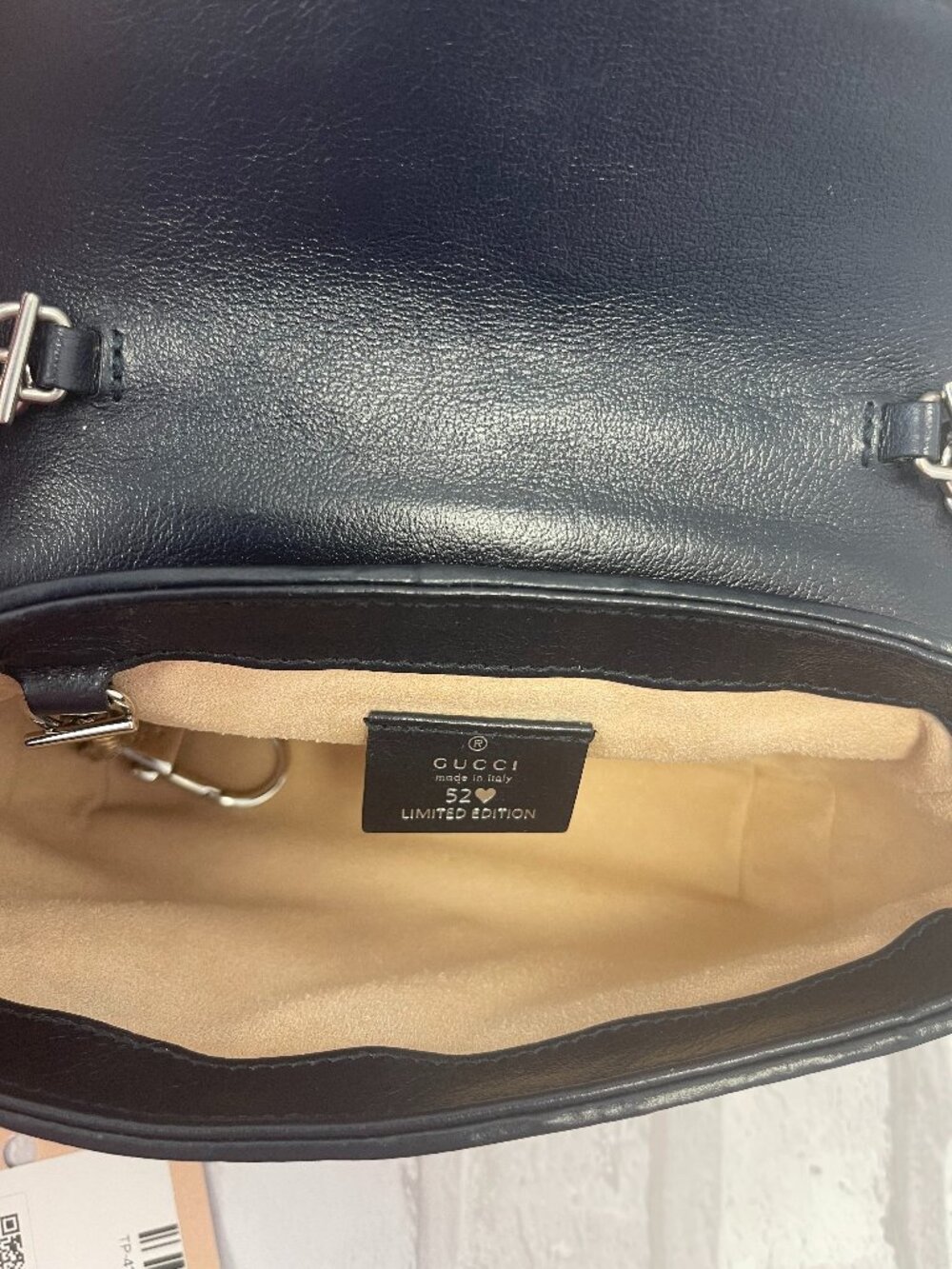 Gucci Marmont GG Limited Edition Mini Red Canvas Crossbody Bag - Preowned - Picture 3 of 10